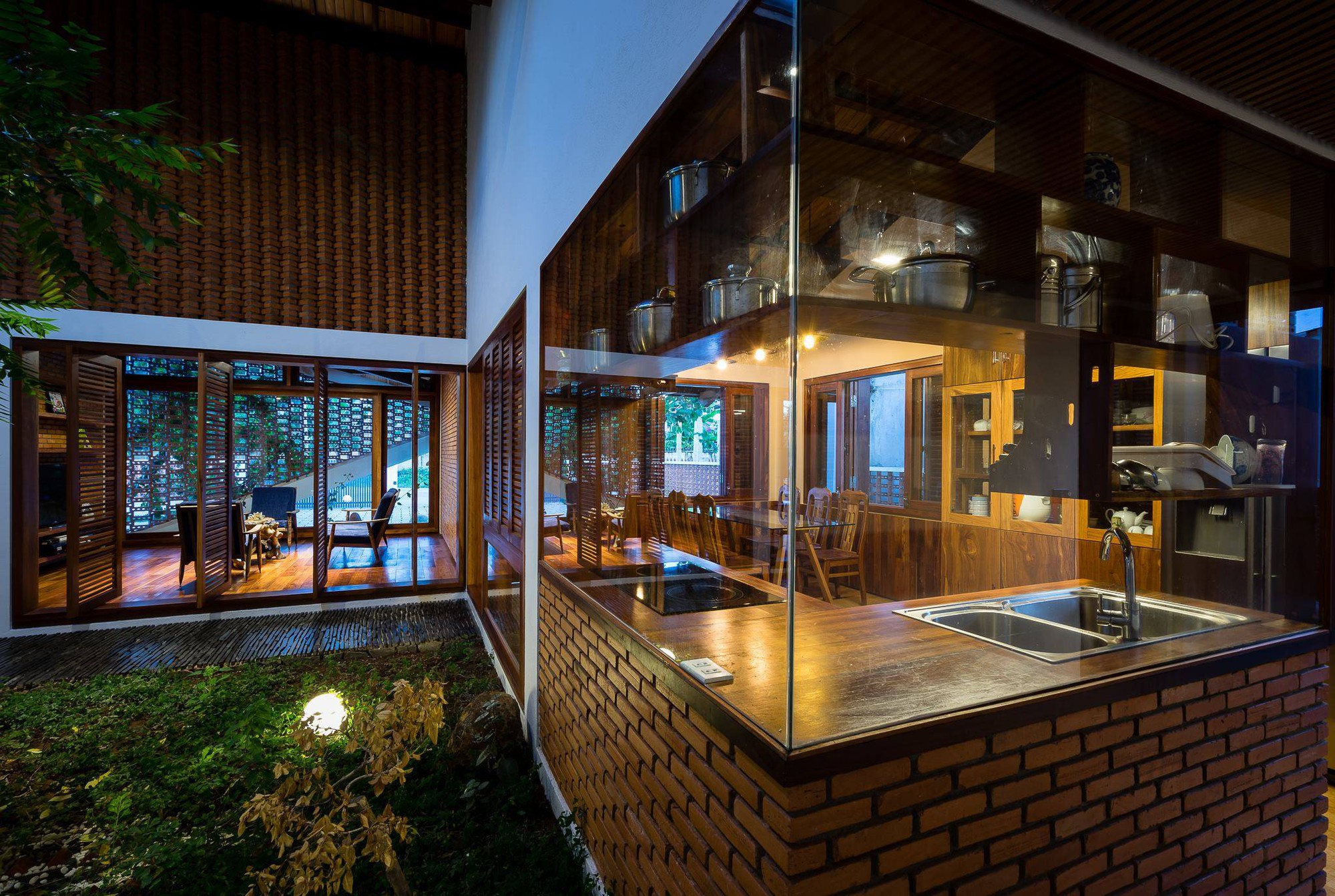 Ngôi nhà mái ngói cấp 4 đẹp như resort khiến nhiều người ước mơ ở Lâm Đồng - Ảnh 9.